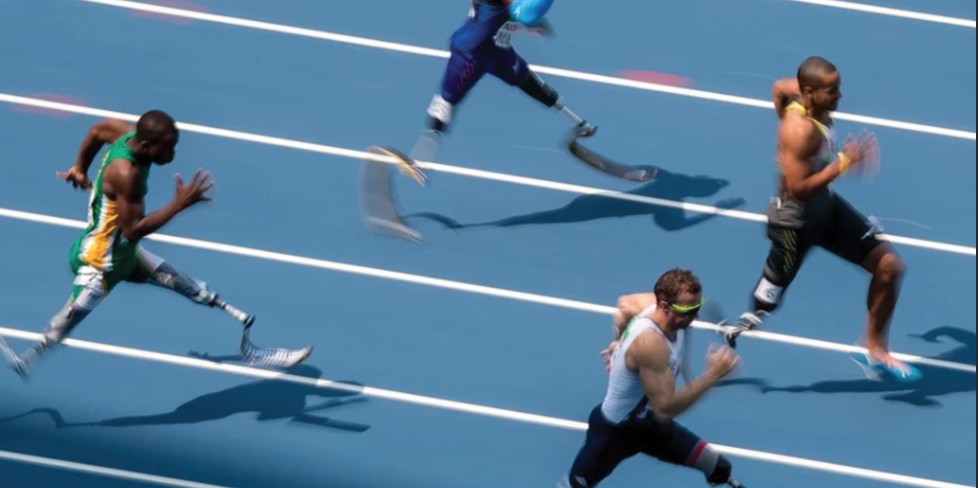 Pour mettre en lumière le pouvoir des technologies d’assistance aux Jeux paralympiques de Paris 2024
